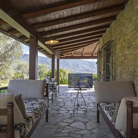 San Massimo With Pool By Wonderful Italy Vila *